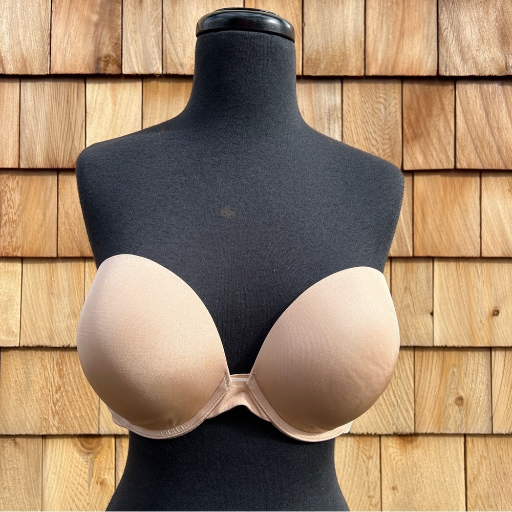 NWOT Felina Piege Bonded Strapless Bra in Nude, 36D